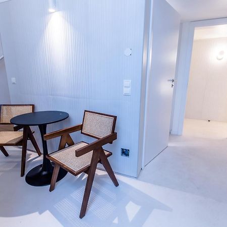 Grosszuegiges Apartment Mit Lounge Naehe Naschmarkt Vienna Luaran gambar