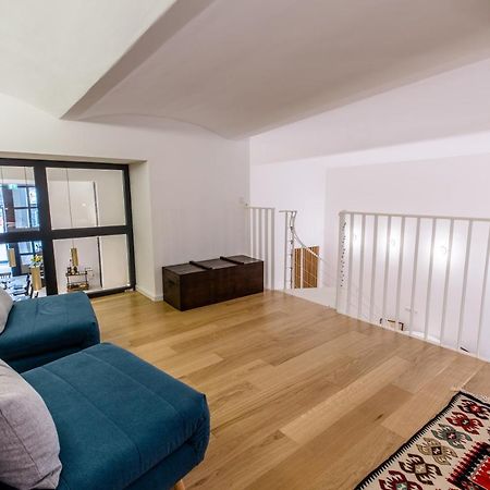 Grosszuegiges Apartment Mit Lounge Naehe Naschmarkt Vienna Luaran gambar