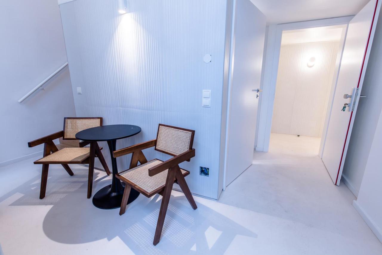 Grosszuegiges Apartment Mit Lounge Naehe Naschmarkt Vienna Luaran gambar